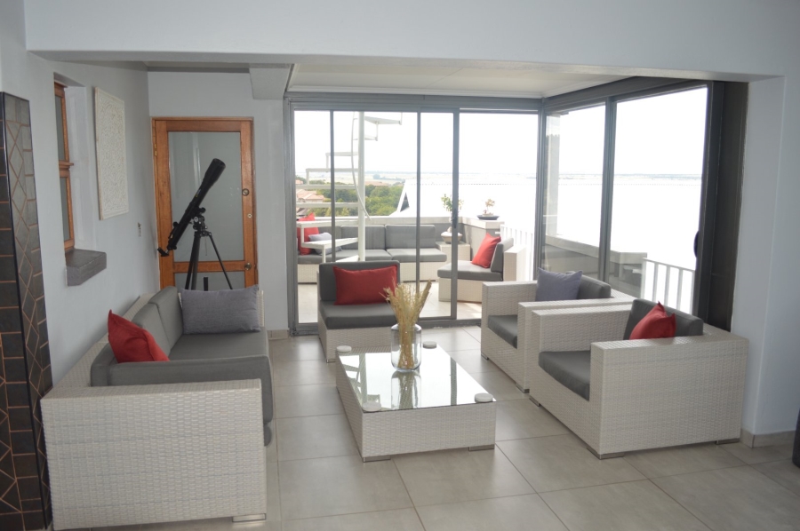 4 Bedroom Property for Sale in Wilkoppies North West